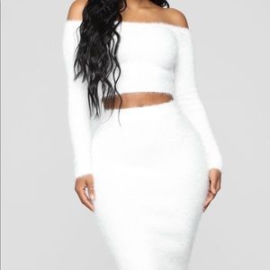 Feel the fuzzy skirt set